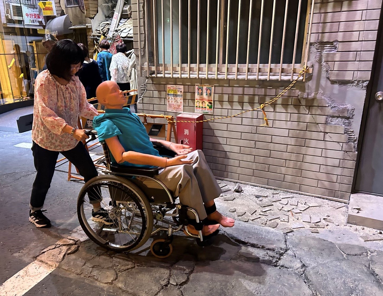 車いすの支援